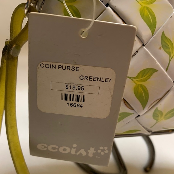 NWT!  Ecoist Coin Purse / Wristlet with Green Leaves! - Picture 2 of 6